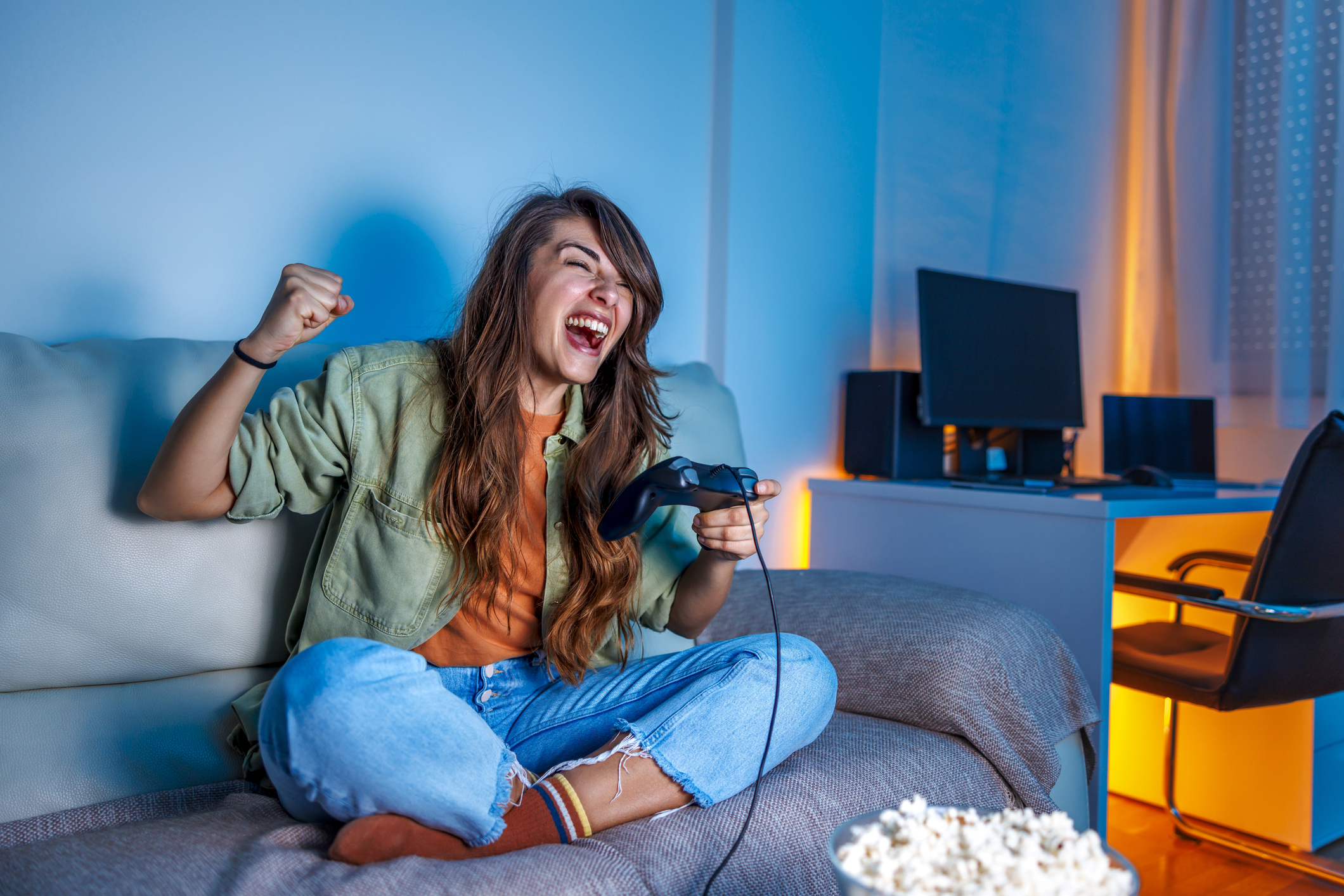 pantalla con sistema operativo google tv, ideal para juegos